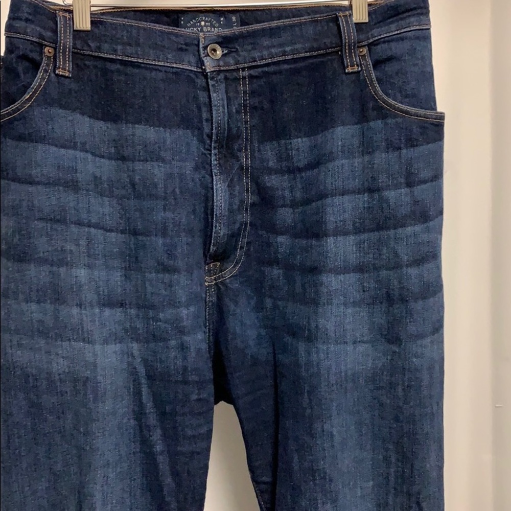 LUCKY BRAND relaxed straight worn dark wash 48x30